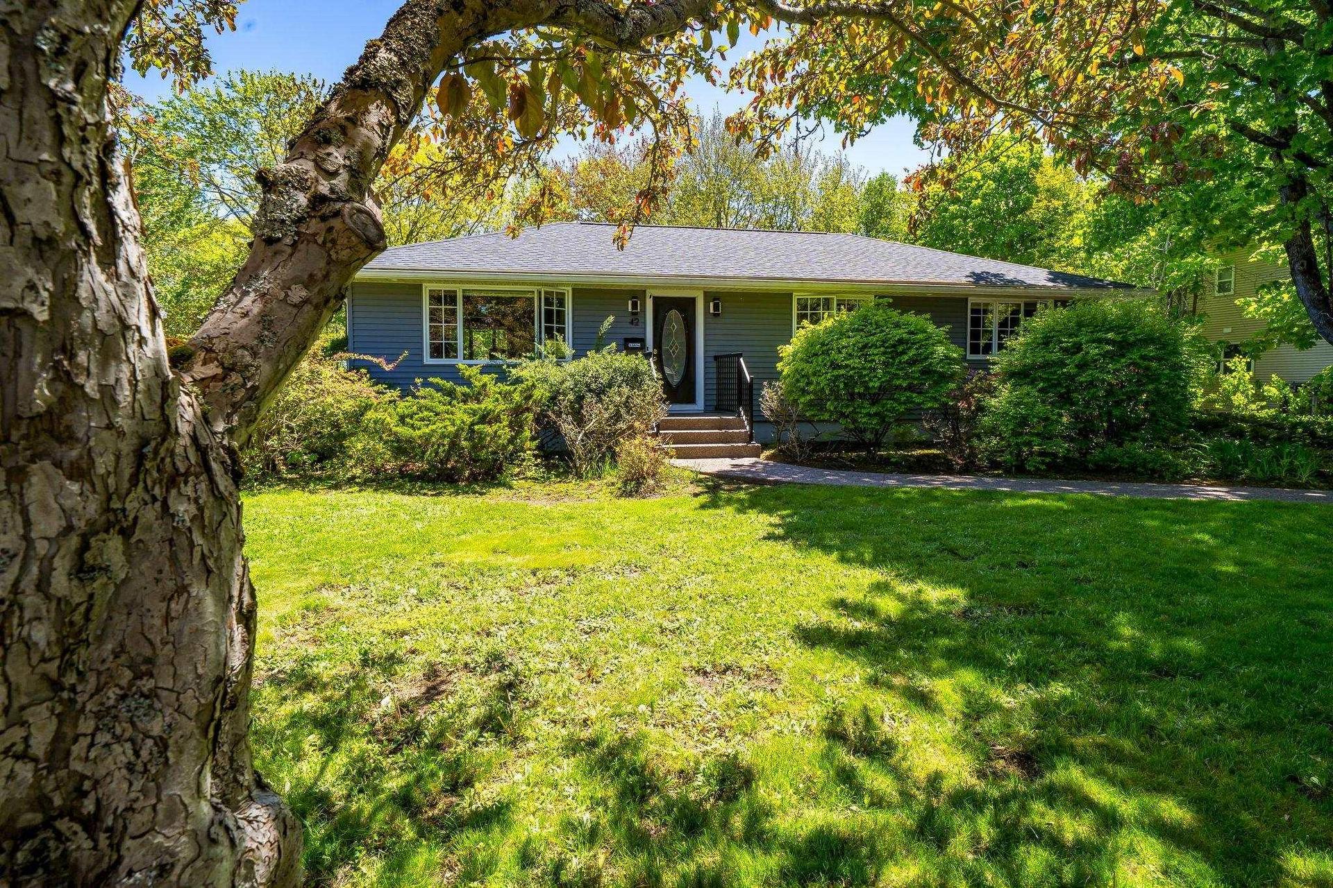 42 Castle Hill Drive, Halifax, NS