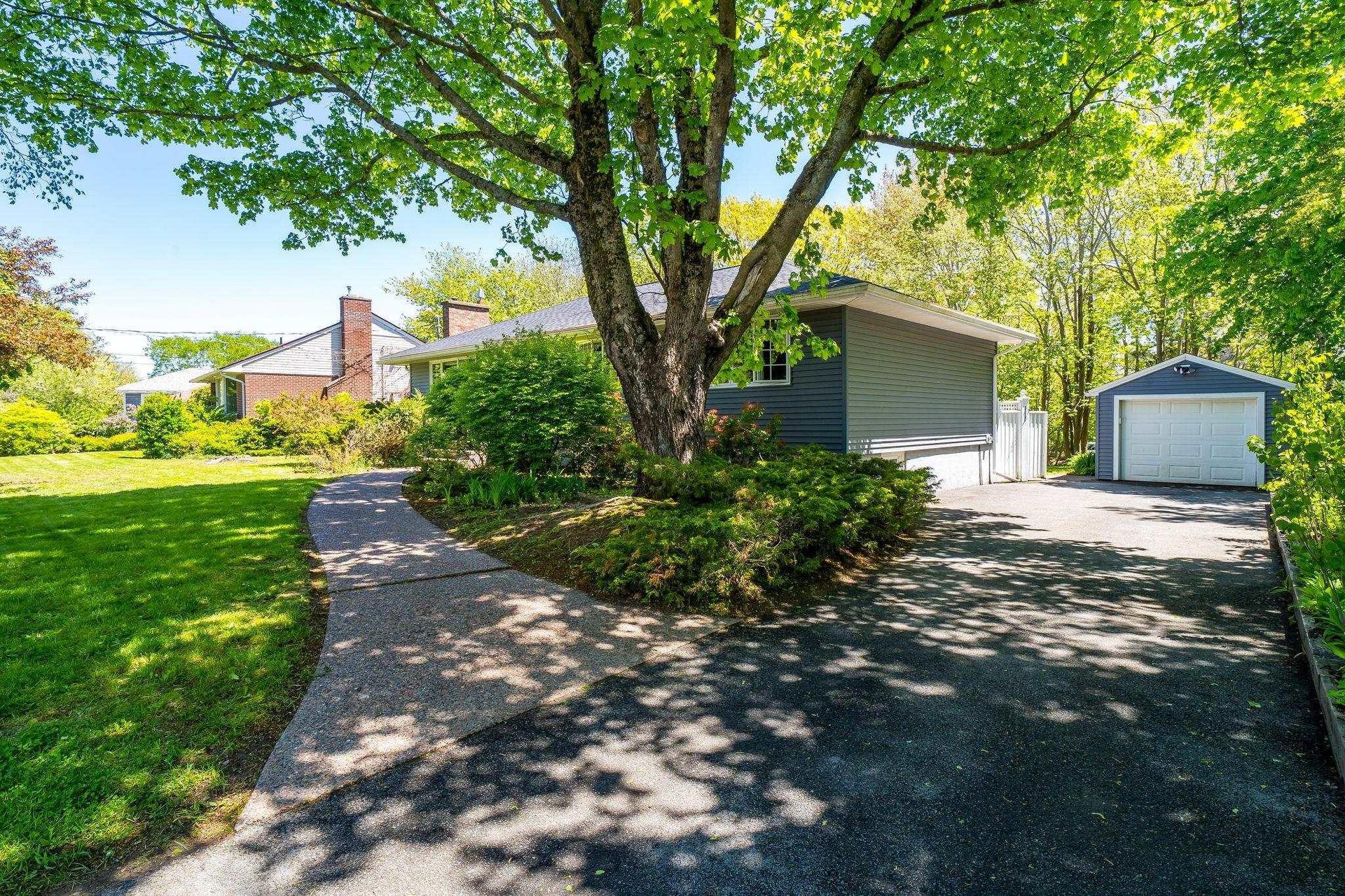 42 Castle Hill Drive, Halifax, NS