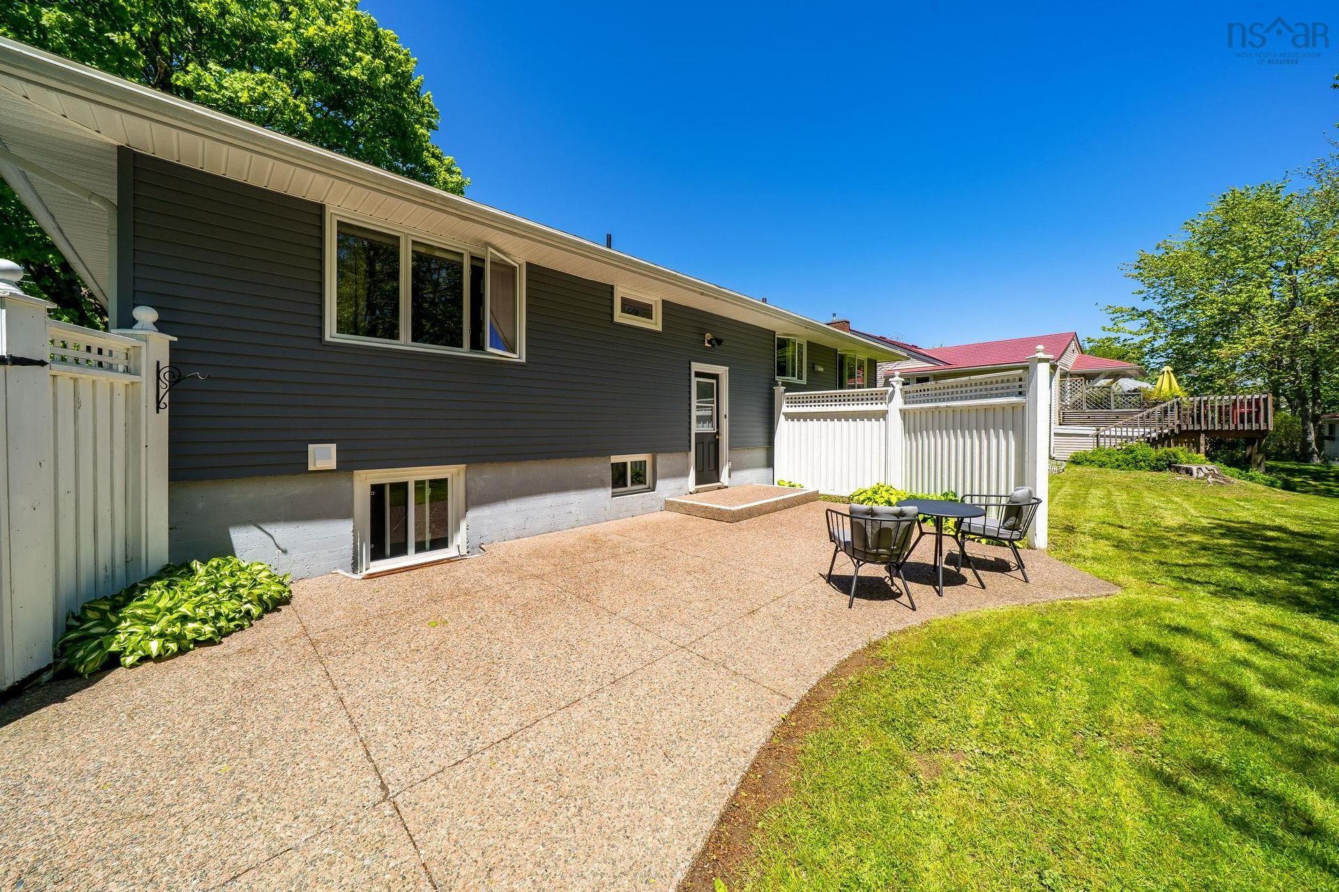 42 Castle Hill Drive, Halifax, NS