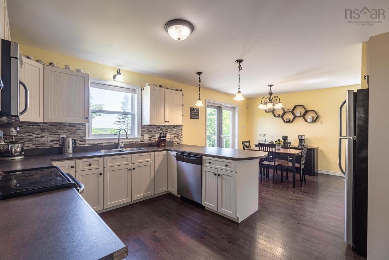 23 Macfarlane Street, Lake Echo, NS