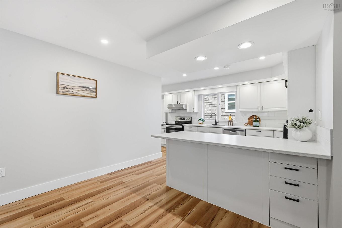 6521 Bayers Road, Halifax, NS