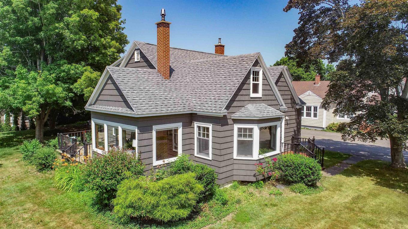 160 Cottage St, Berwick, NS - Outdoor