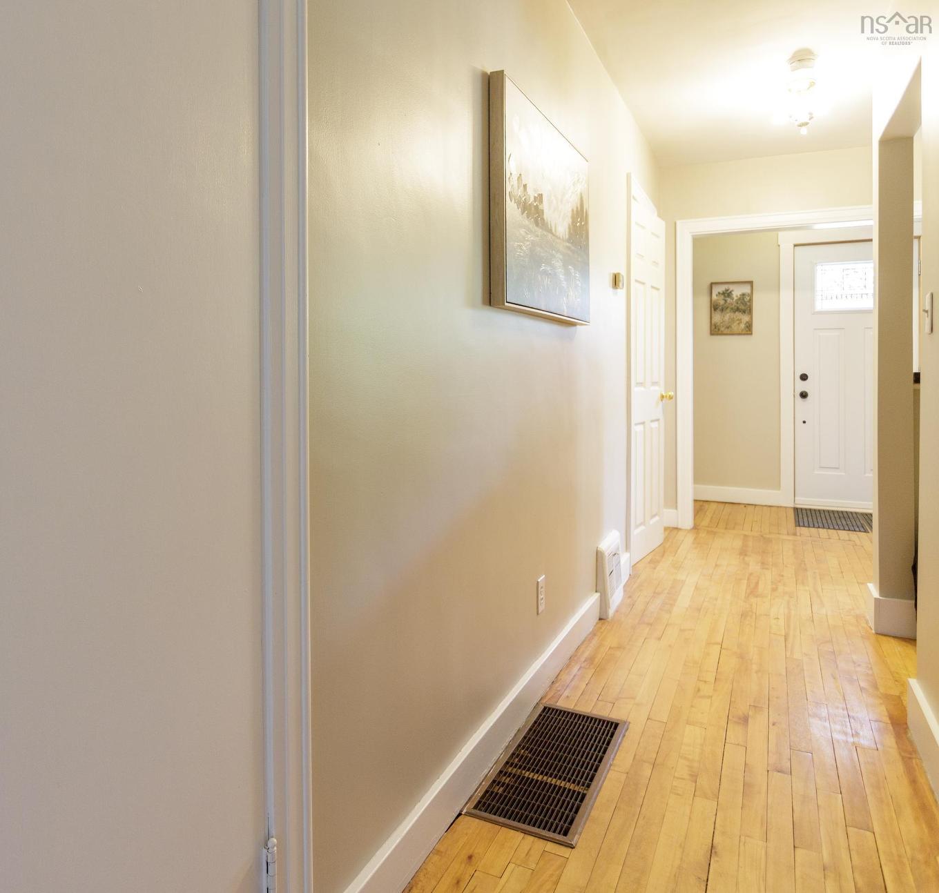 160 Cottage St, Berwick, NS - Indoor Photo Showing Other Room