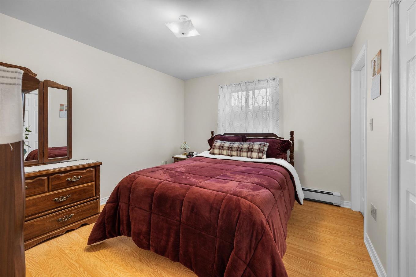 8 Oakland Drive, Charlottetown, PE