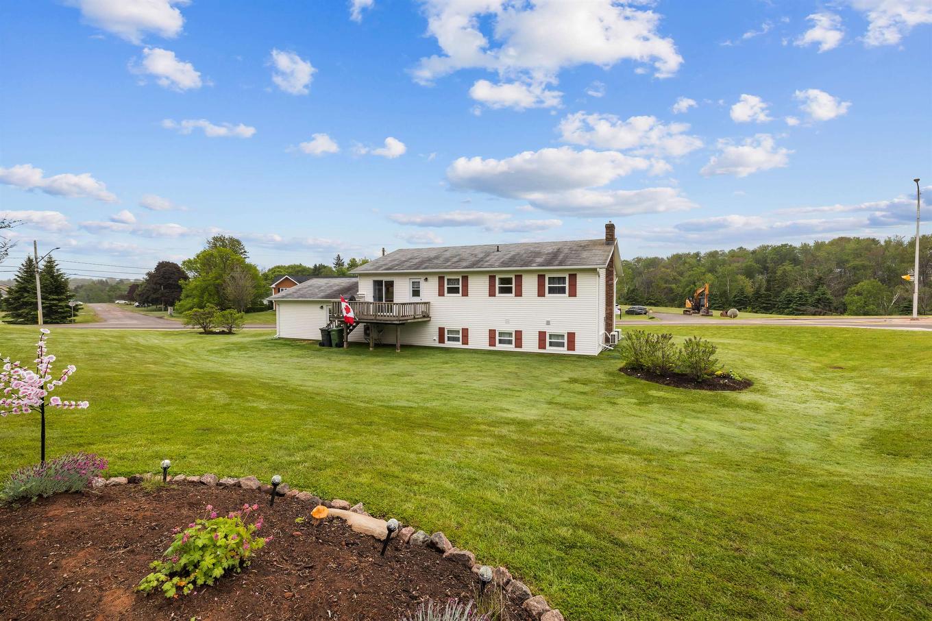 8 Oakland Drive, Charlottetown, PE