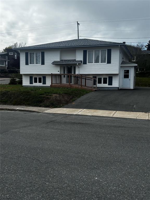 76 Beacon Hill Crescent, St. John'S, NL