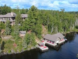 305P Treaty Island Kenora, ON P0X 1C0