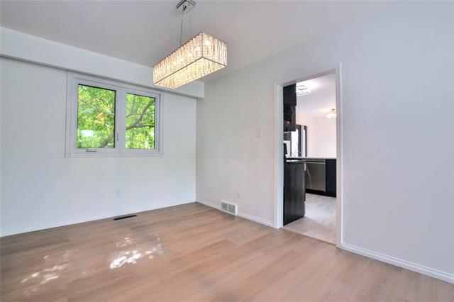 759 Sturgeon Rd, Winnipeg, MB