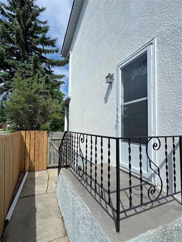 759 Sturgeon Rd, Winnipeg, MB