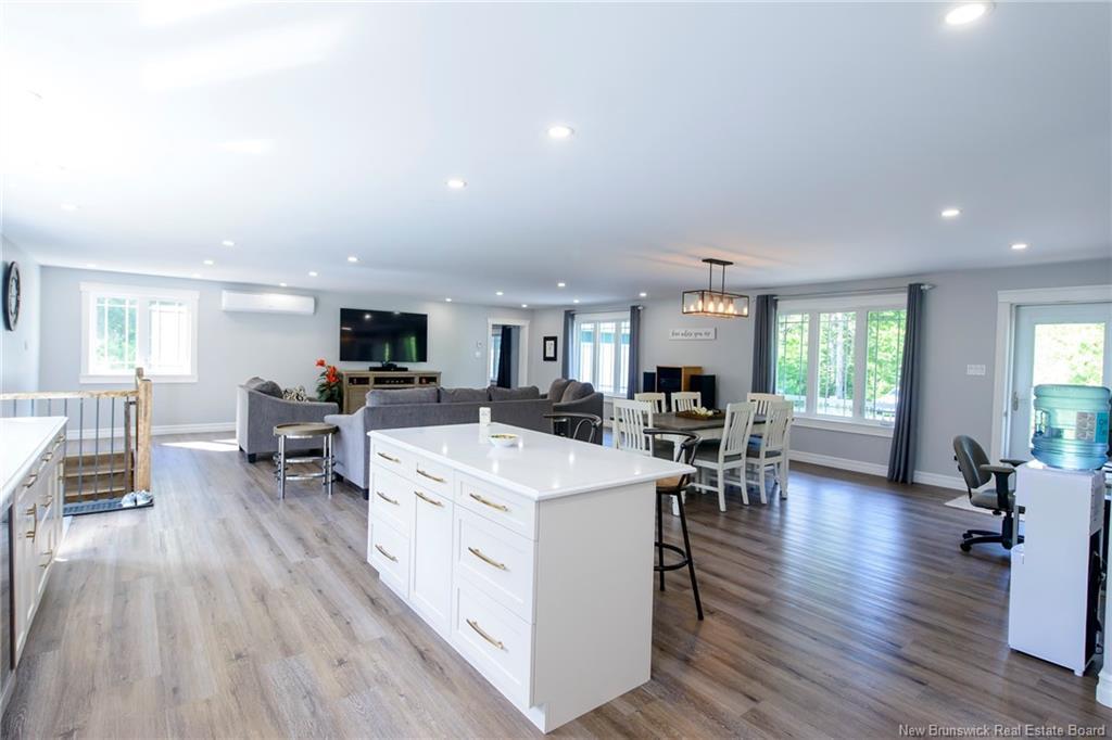 33 Clinton Dr, Willow Grove, NB