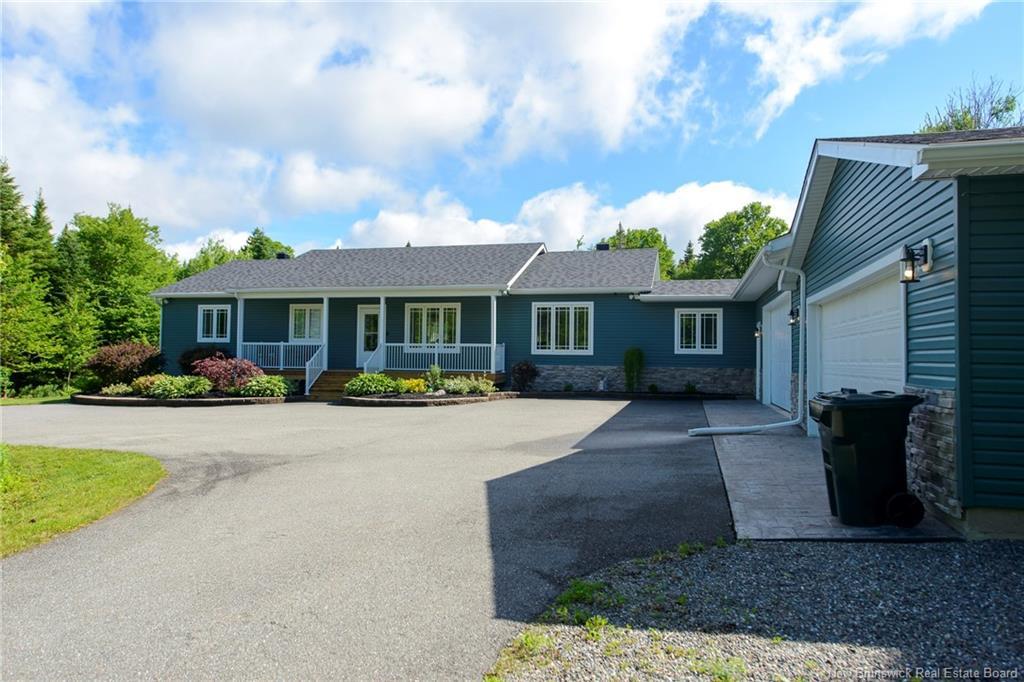 33 Clinton Dr, Willow Grove, NB