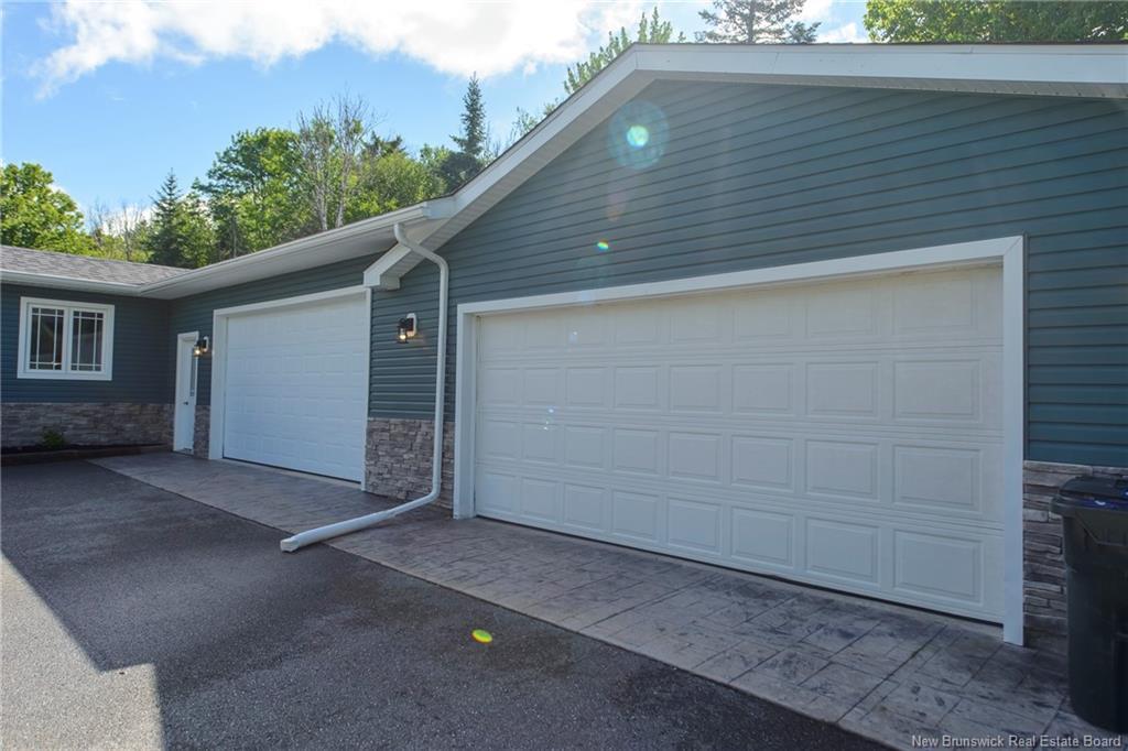 33 Clinton Dr, Willow Grove, NB