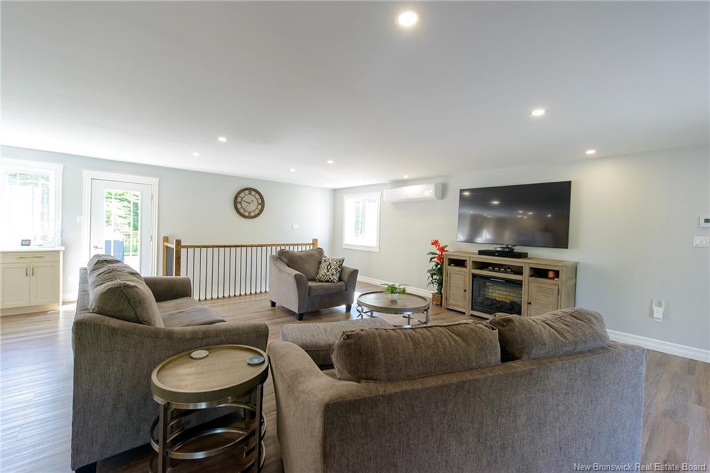 33 Clinton Dr, Willow Grove, NB