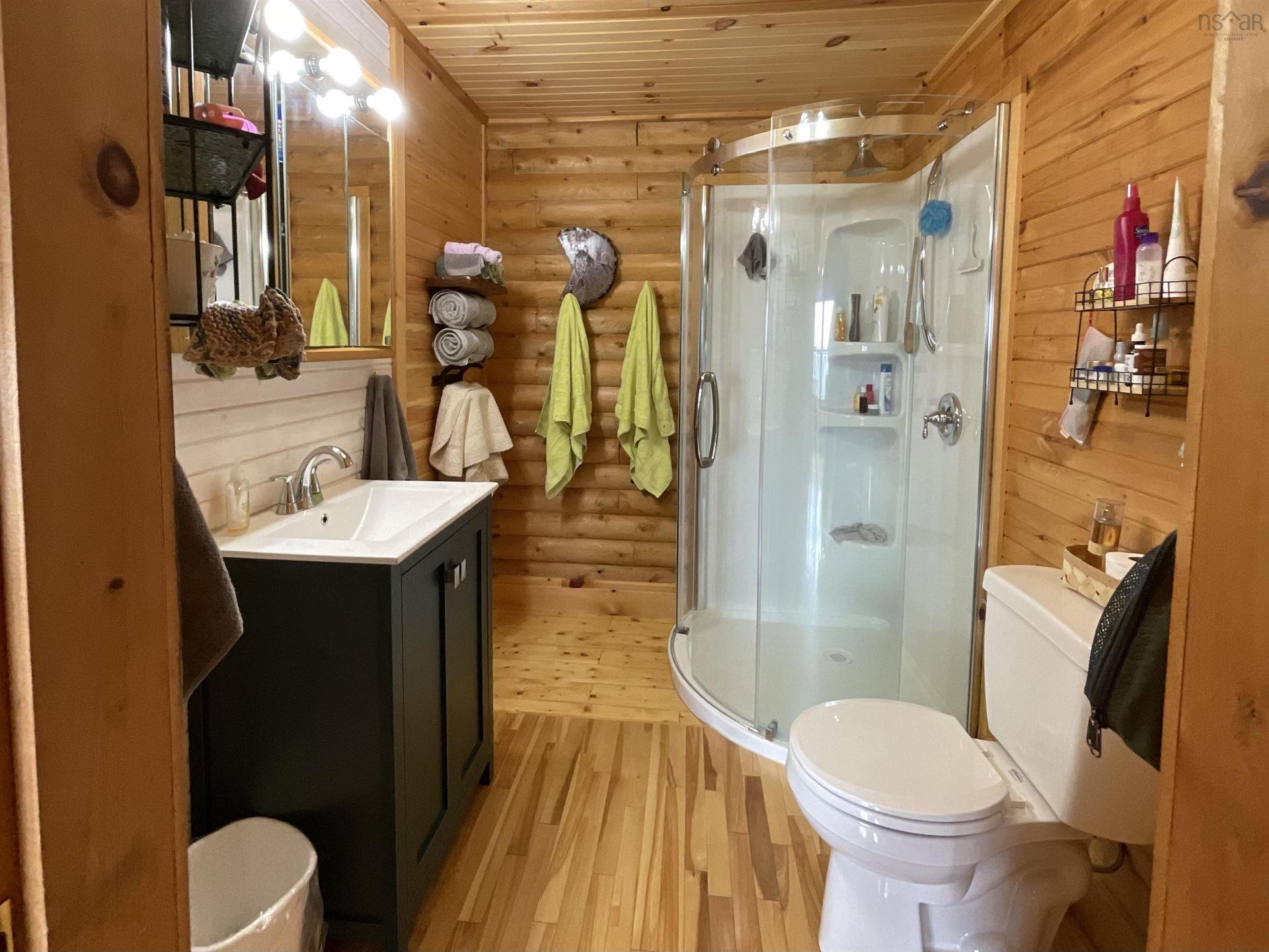 15+17 R-24, Cole Harbour, NS