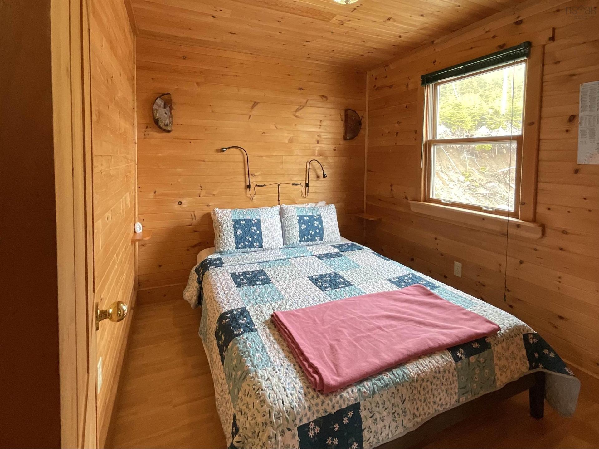15+17 R-24, Cole Harbour, NS