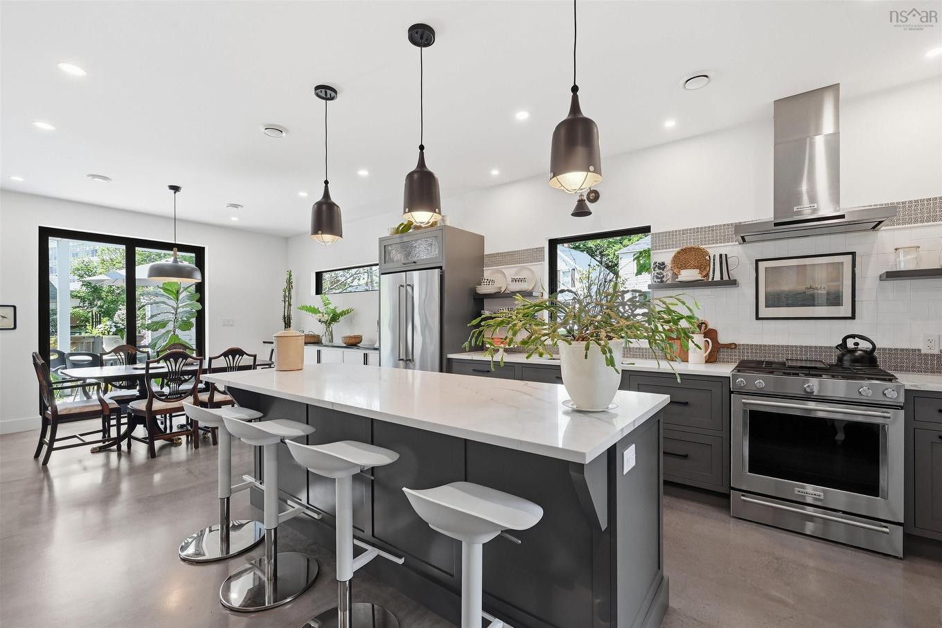 6968 Chebucto Road, Halifax, NS - Indoor Photo Showing Kitchen With Upgraded Kitchen