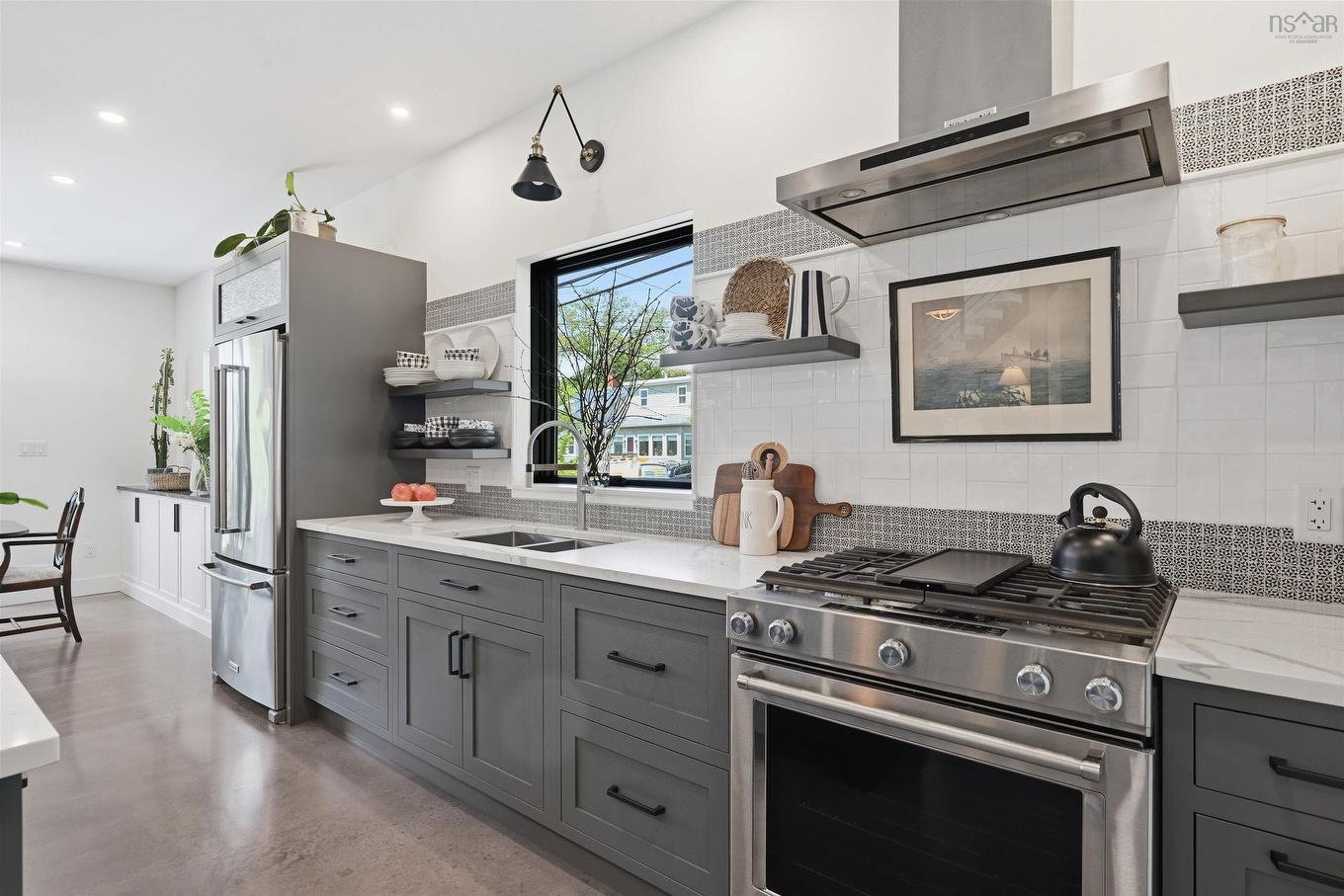 6968 Chebucto Road, Halifax, NS - Indoor Photo Showing Kitchen With Double Sink With Upgraded Kitchen