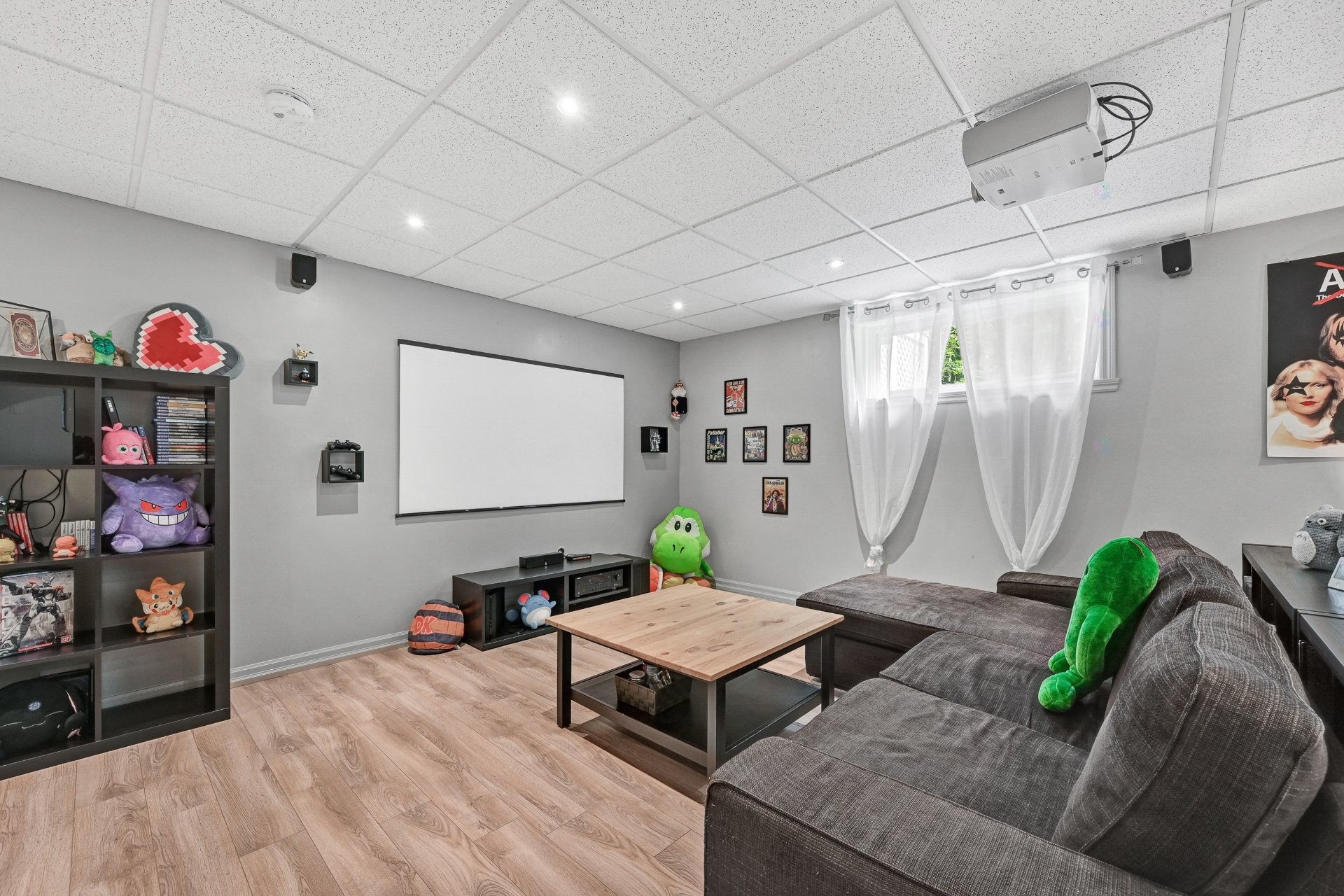 Salle familiale - 165 Rue Pierre, Sainte-Sabine, QC - Indoor