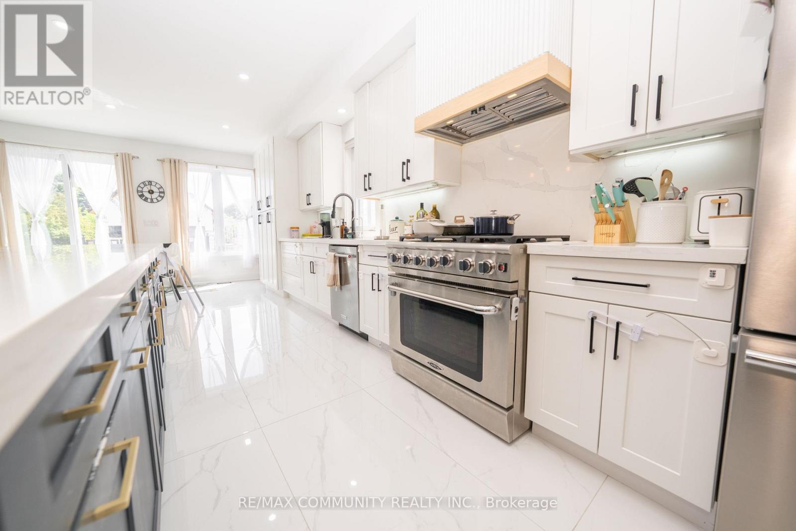75B Kitchener Road, Toronto, ON