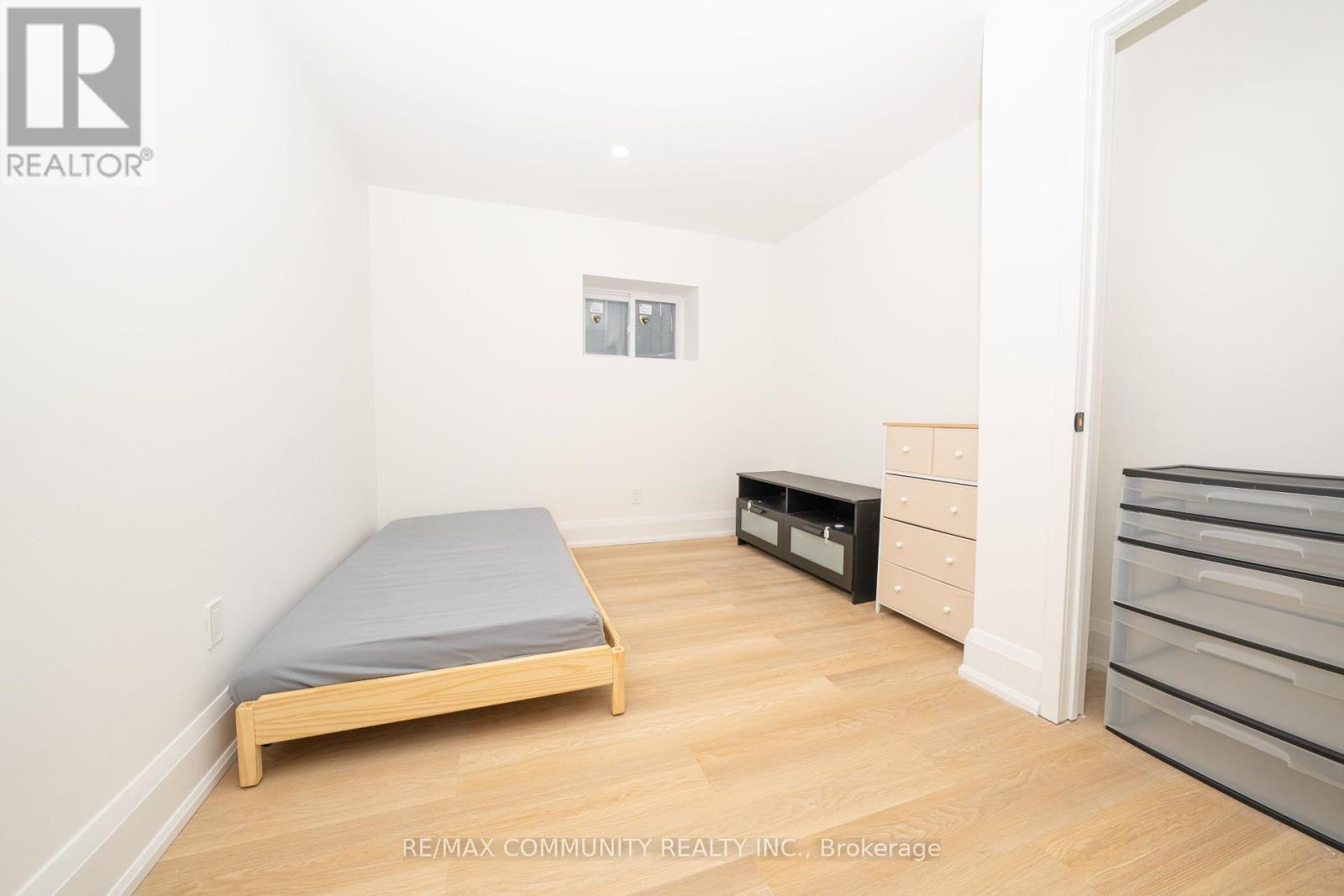 75B Kitchener Road, Toronto, ON