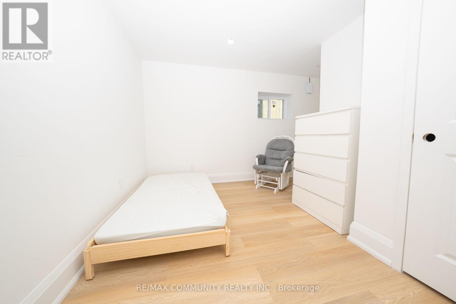 75B Kitchener Road, Toronto, ON
