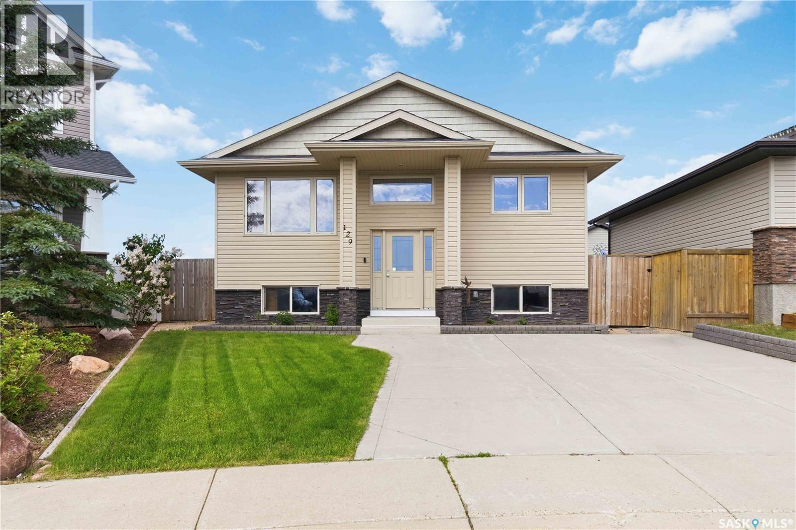 129 Warwick Crescent, Warman, SK