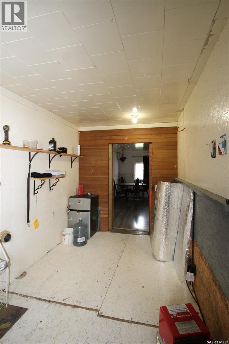 641 Railway Avenue, Eastend, SK