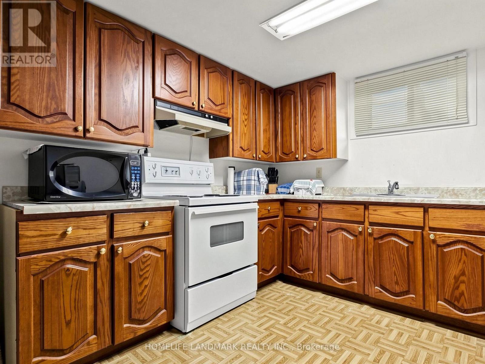 3457 Ashcroft Crescent, Mississauga, ON