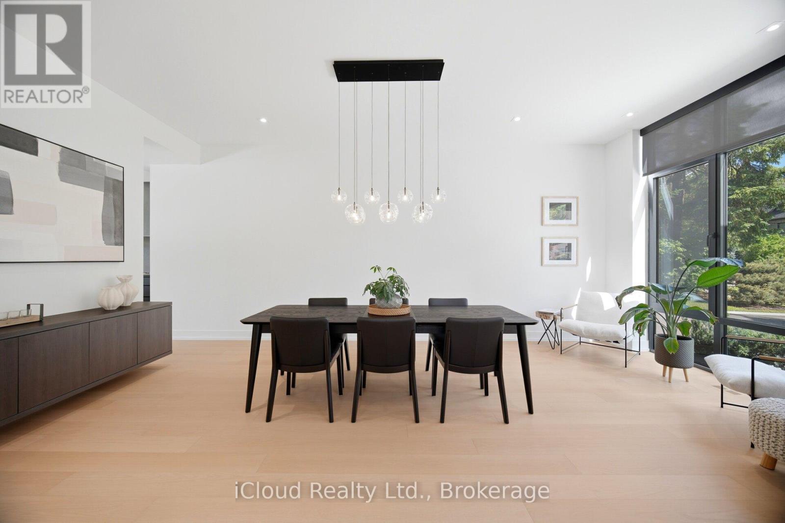 1590 Kenmuir Avenue, Mississauga, ON