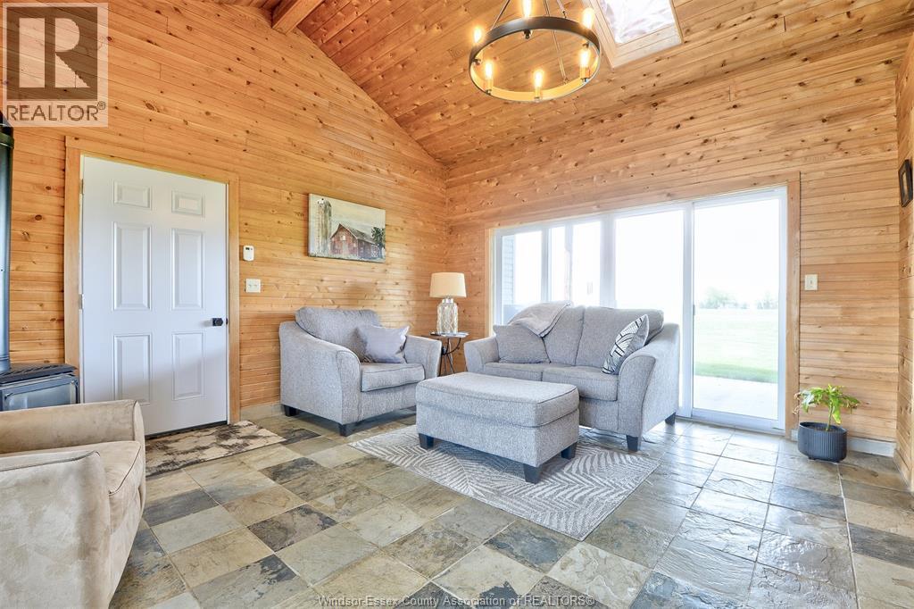 4791 Concession Rd 9, Windsor, ON