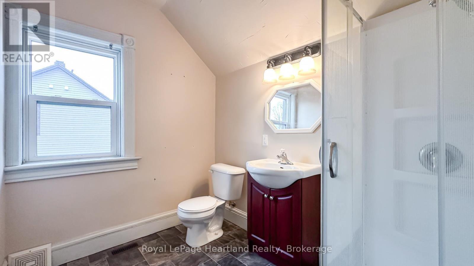 43 Trafalgar Street, Goderich (Goderich (Town)), ON