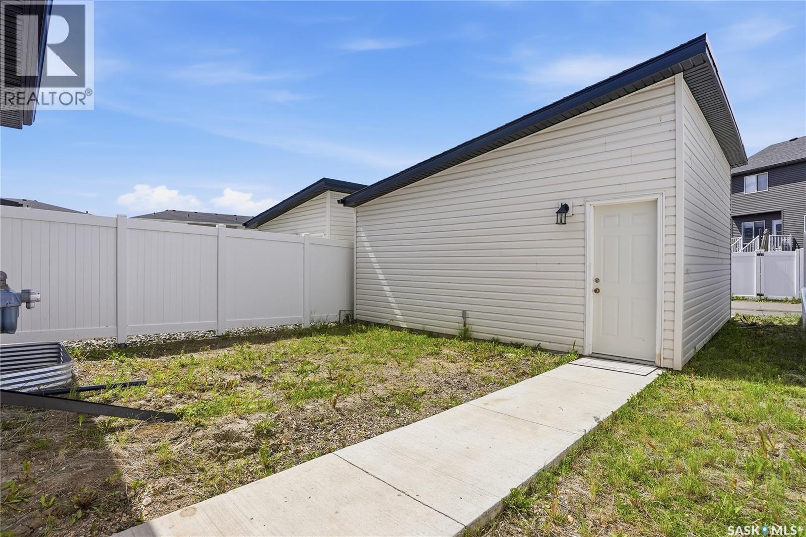 631 Brighton Gate, Saskatoon, SK