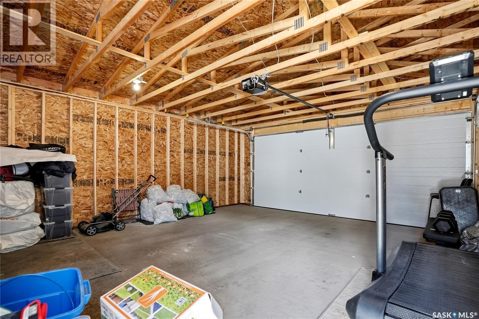 631 Brighton Gate, Saskatoon, SK