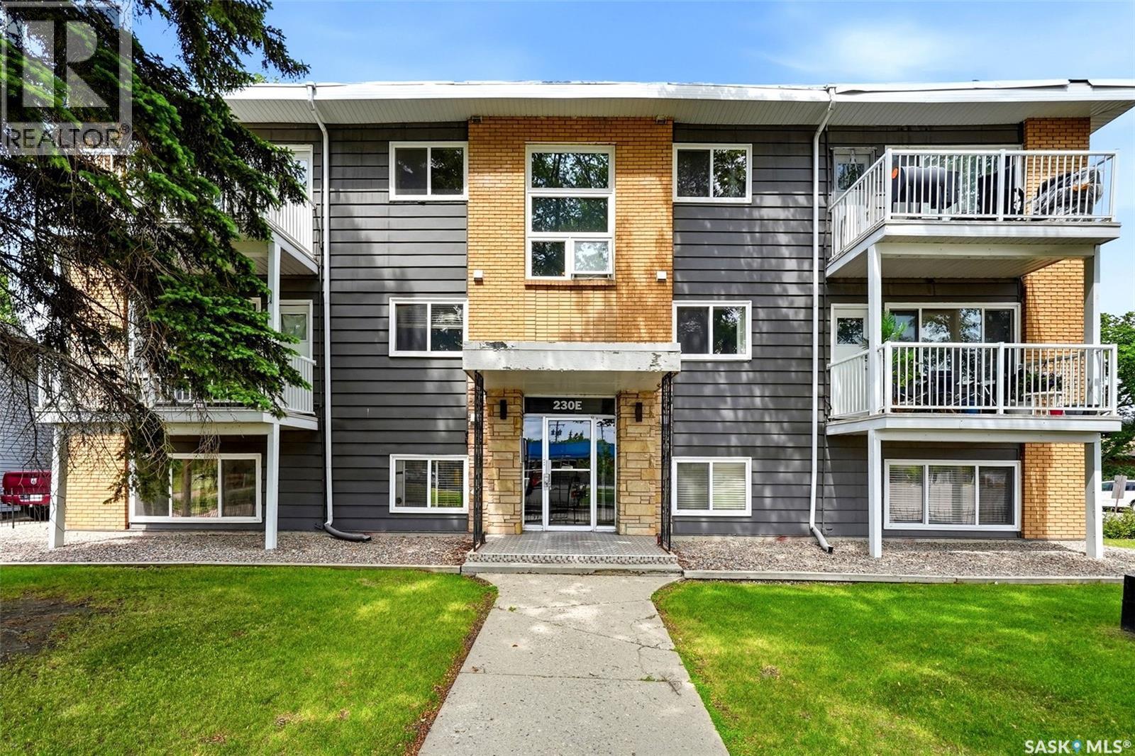 3 230 Broadway Avenue E, Regina, SK