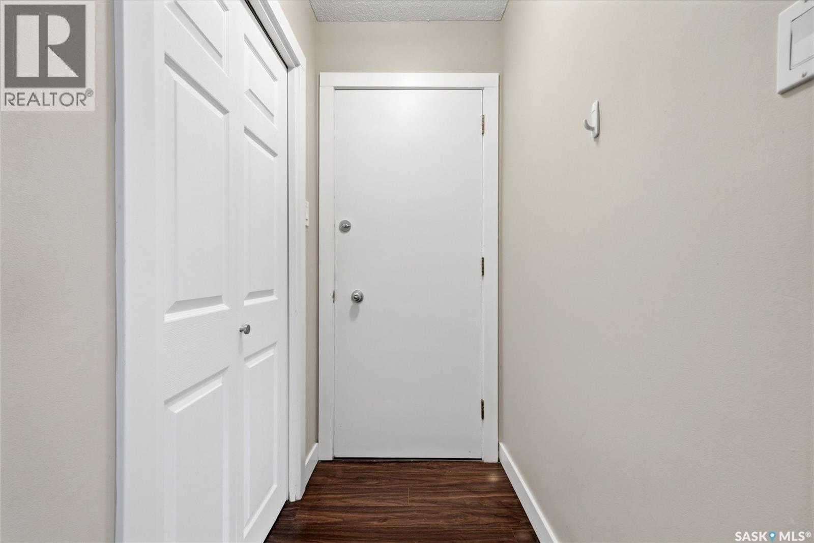 3 230 Broadway Avenue E, Regina, SK