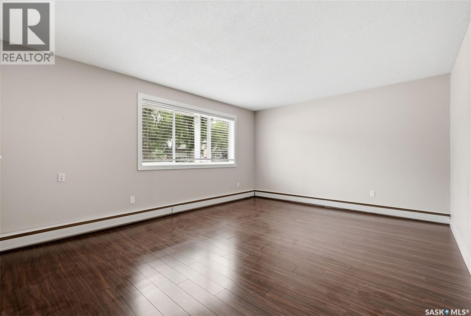 3 230 Broadway Avenue E, Regina, SK