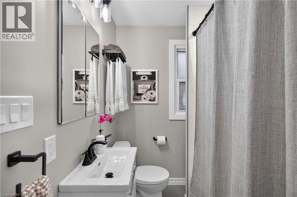 55 Cameron Avenue N, Hamilton, ON