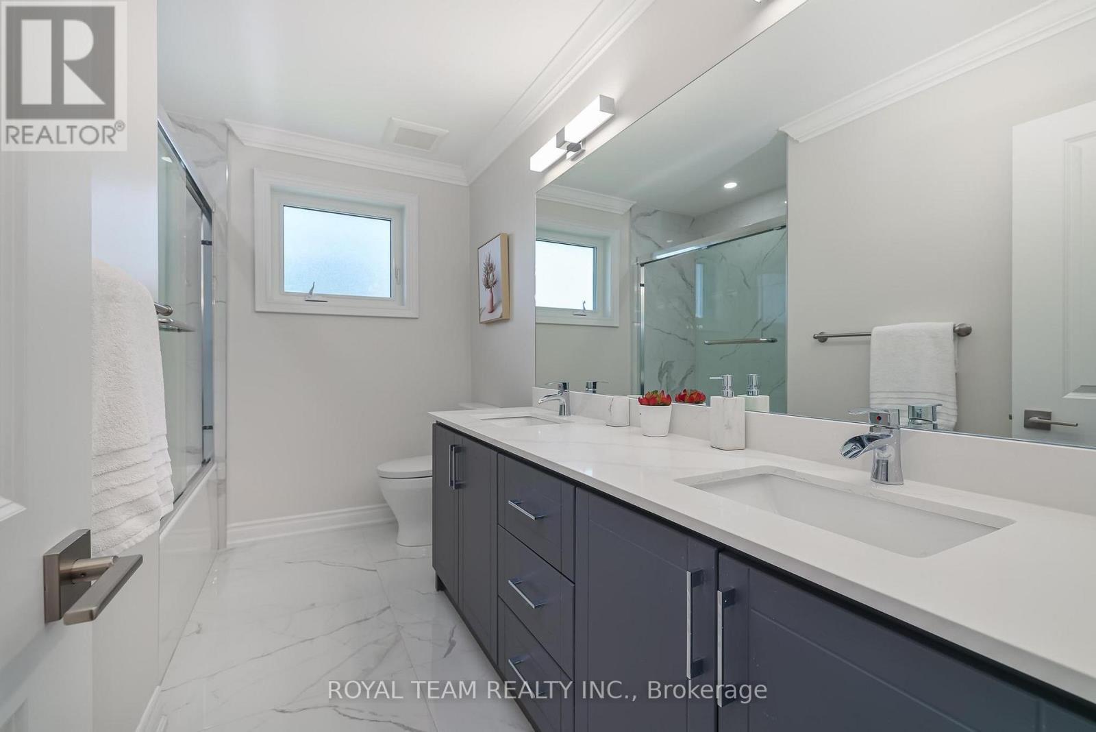 6 Crioline Road, Toronto, ON