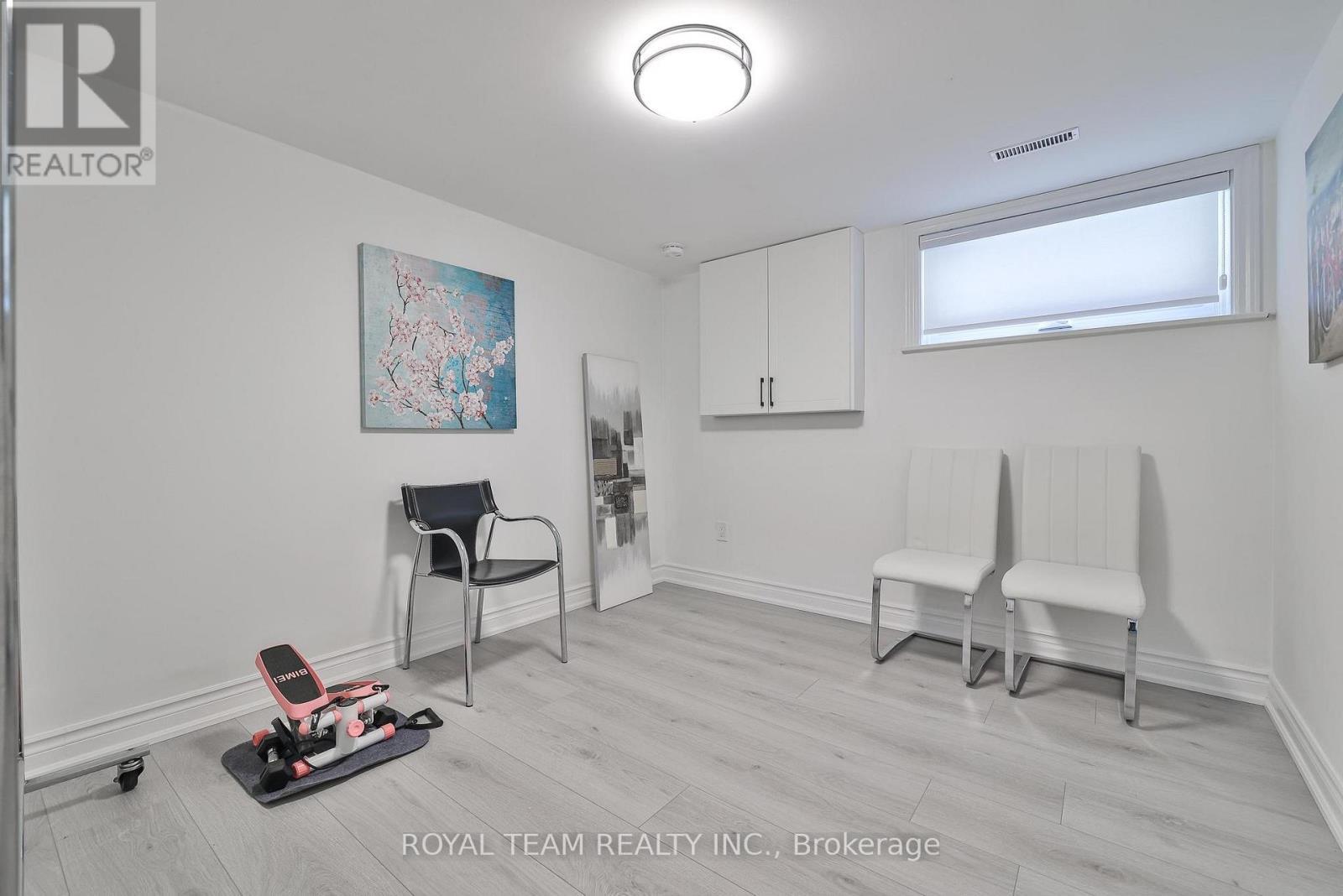 6 Crioline Road, Toronto, ON