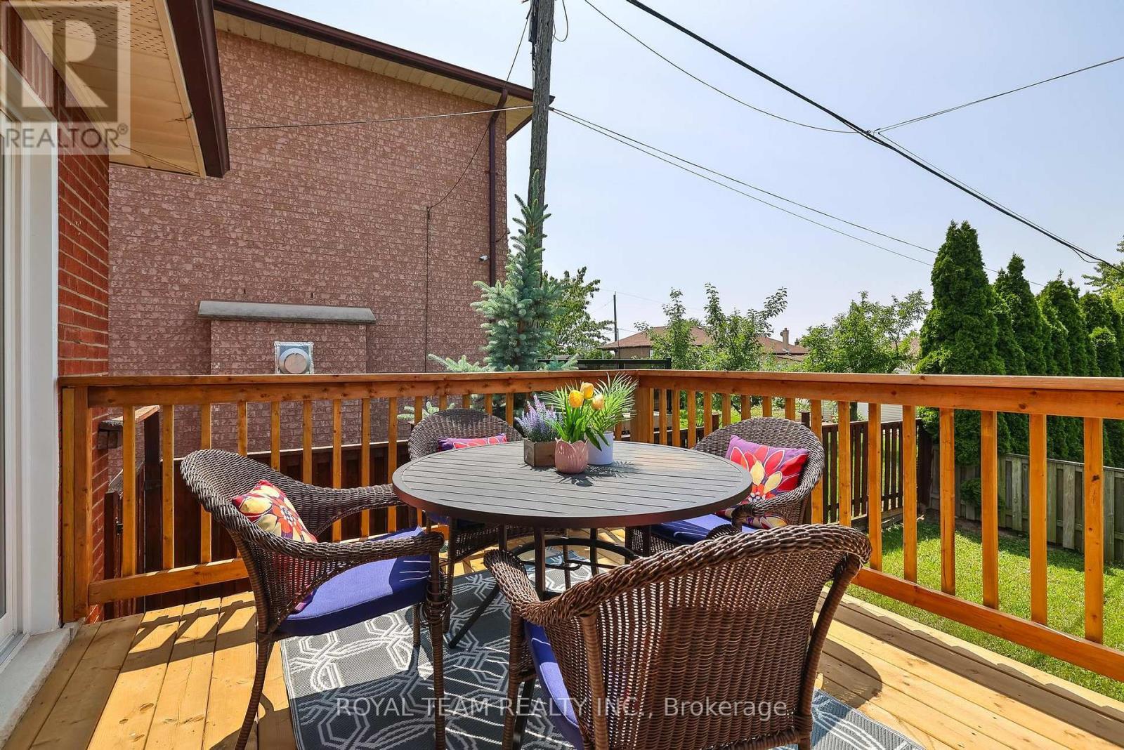 6 Crioline Road, Toronto, ON