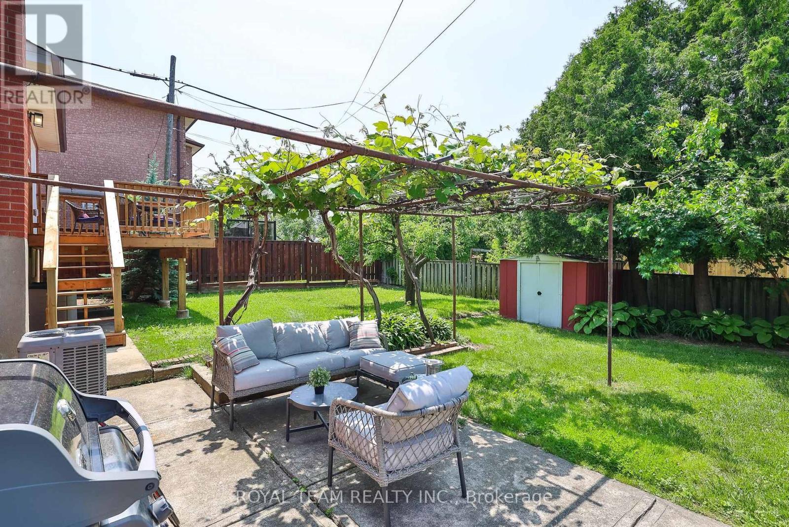 6 Crioline Road, Toronto, ON
