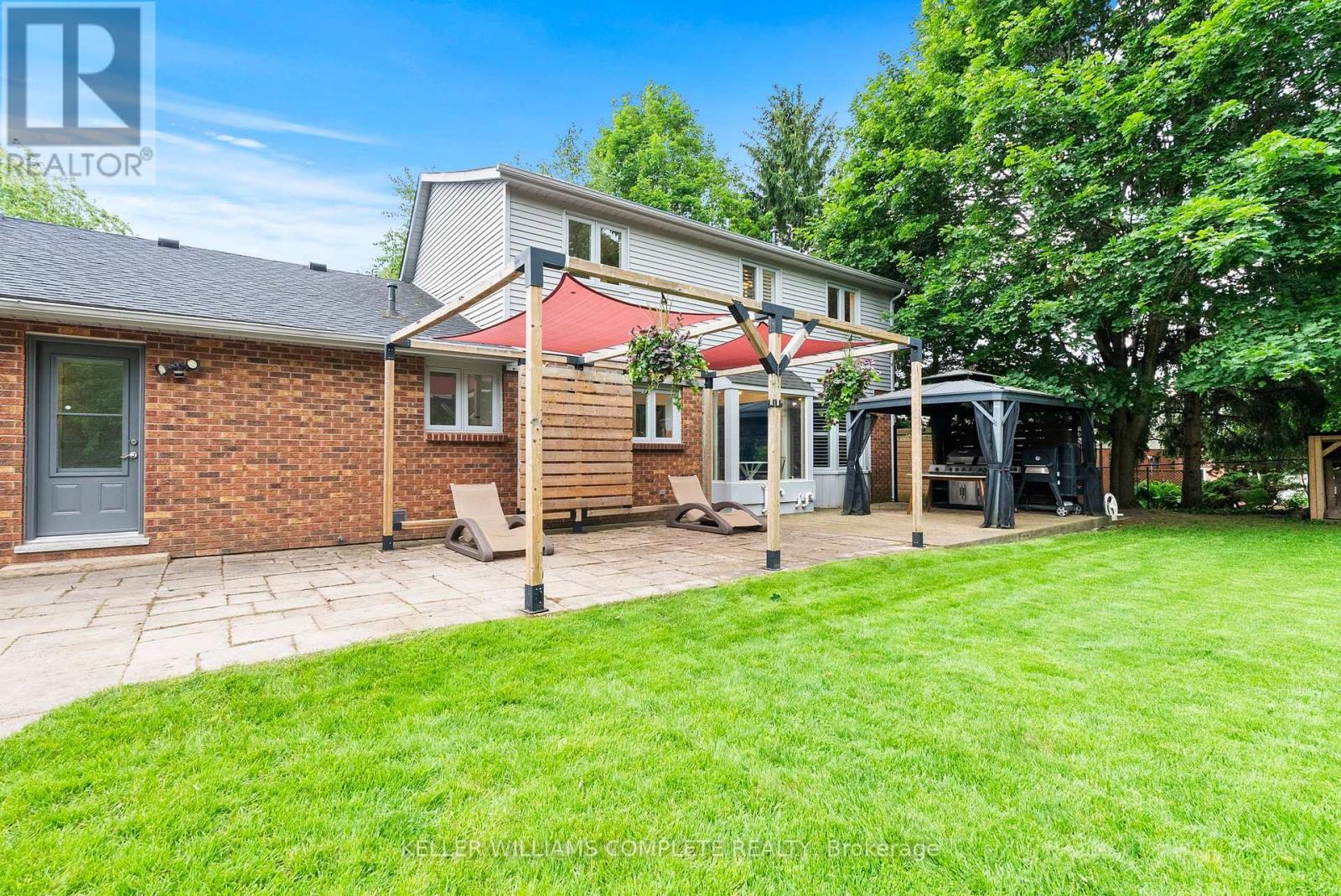 44 Fireside Drive, Hamilton, ON