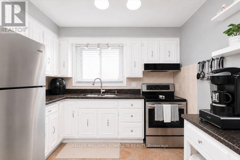 366 Berkindale Drive, Hamilton, ON