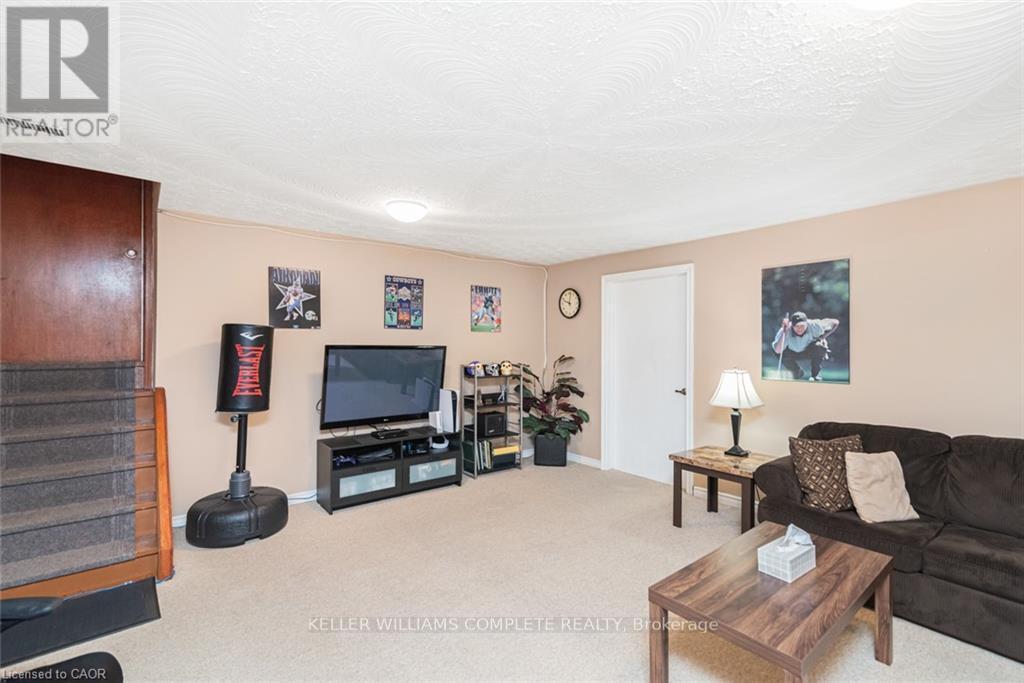 366 Berkindale Drive, Hamilton, ON
