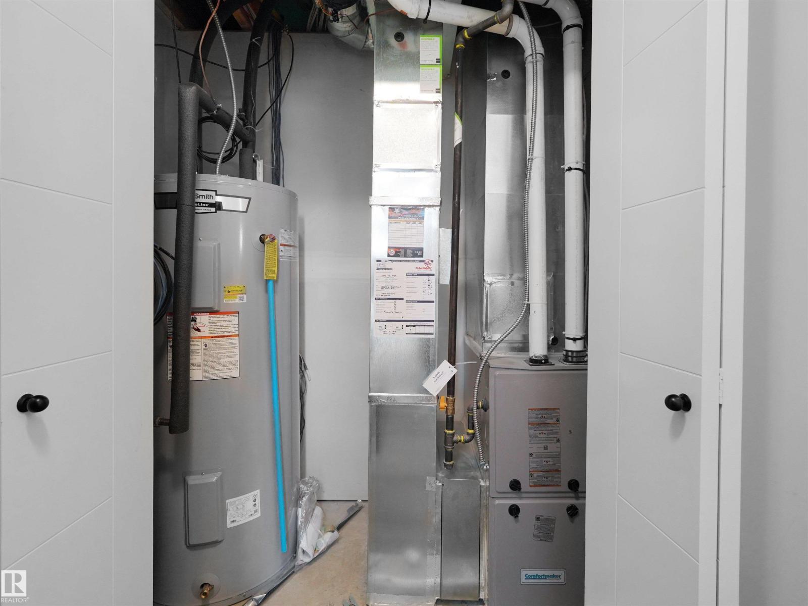 1230 Aster Bv Nw, Edmonton, AB