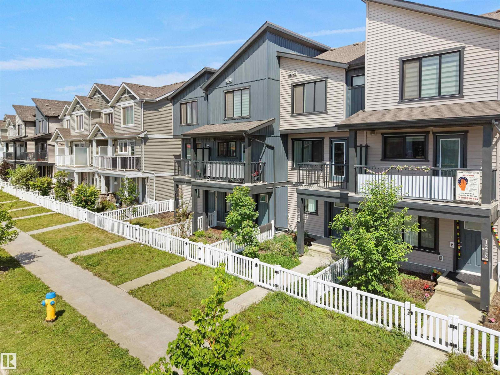 1230 Aster Bv Nw, Edmonton, AB
