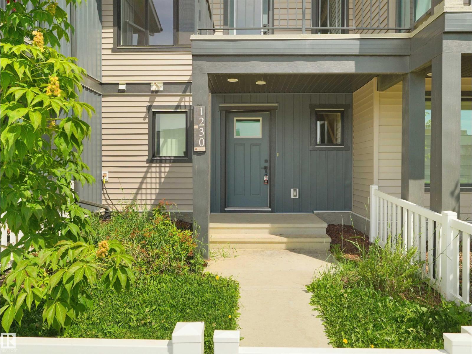 1230 Aster Bv Nw, Edmonton, AB