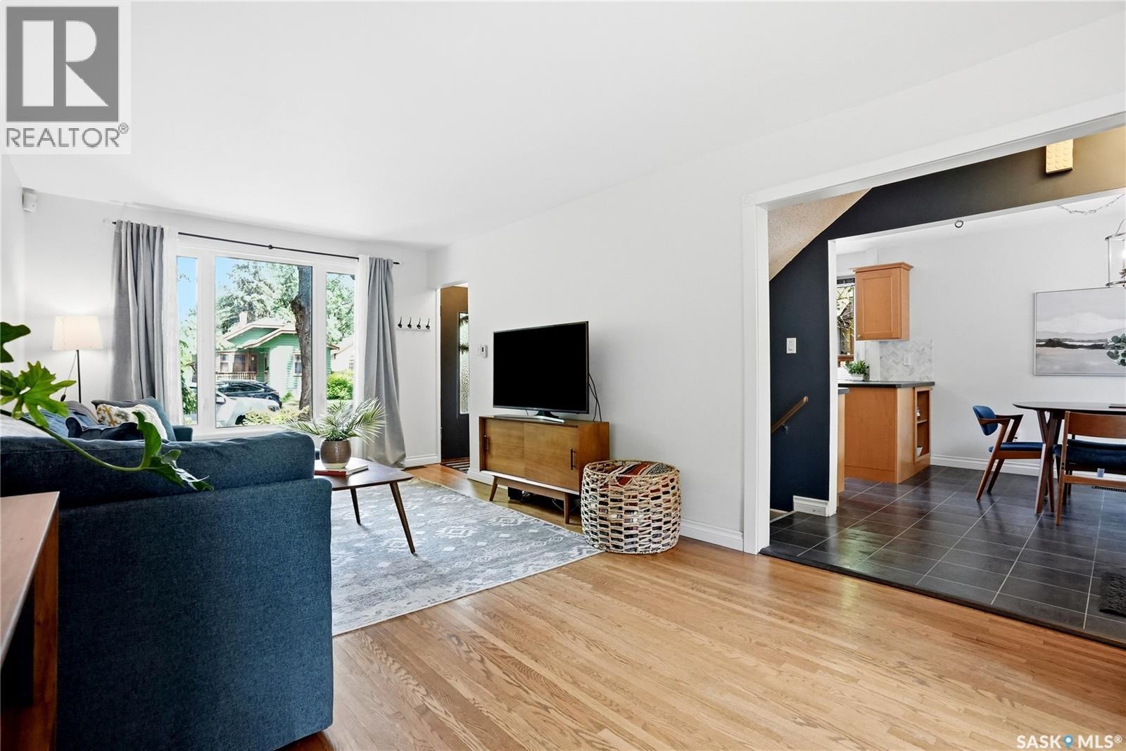 114 7Th Street E, Saskatoon, SK