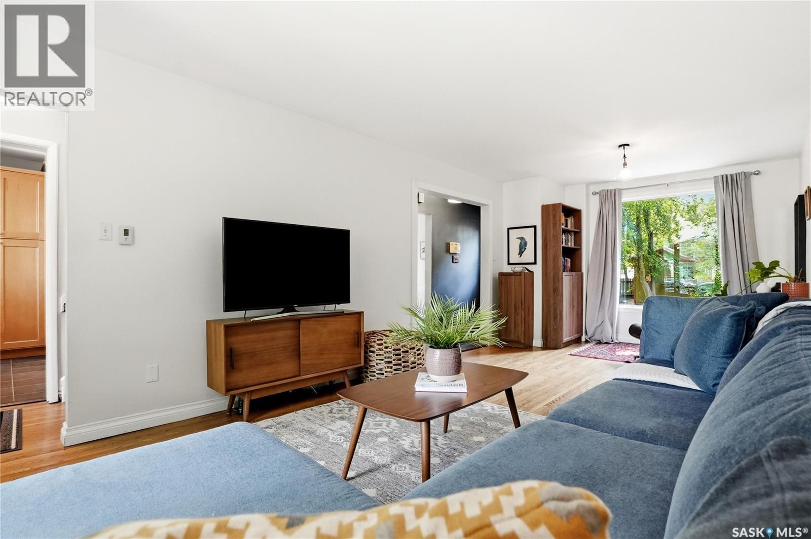 114 7Th Street E, Saskatoon, SK