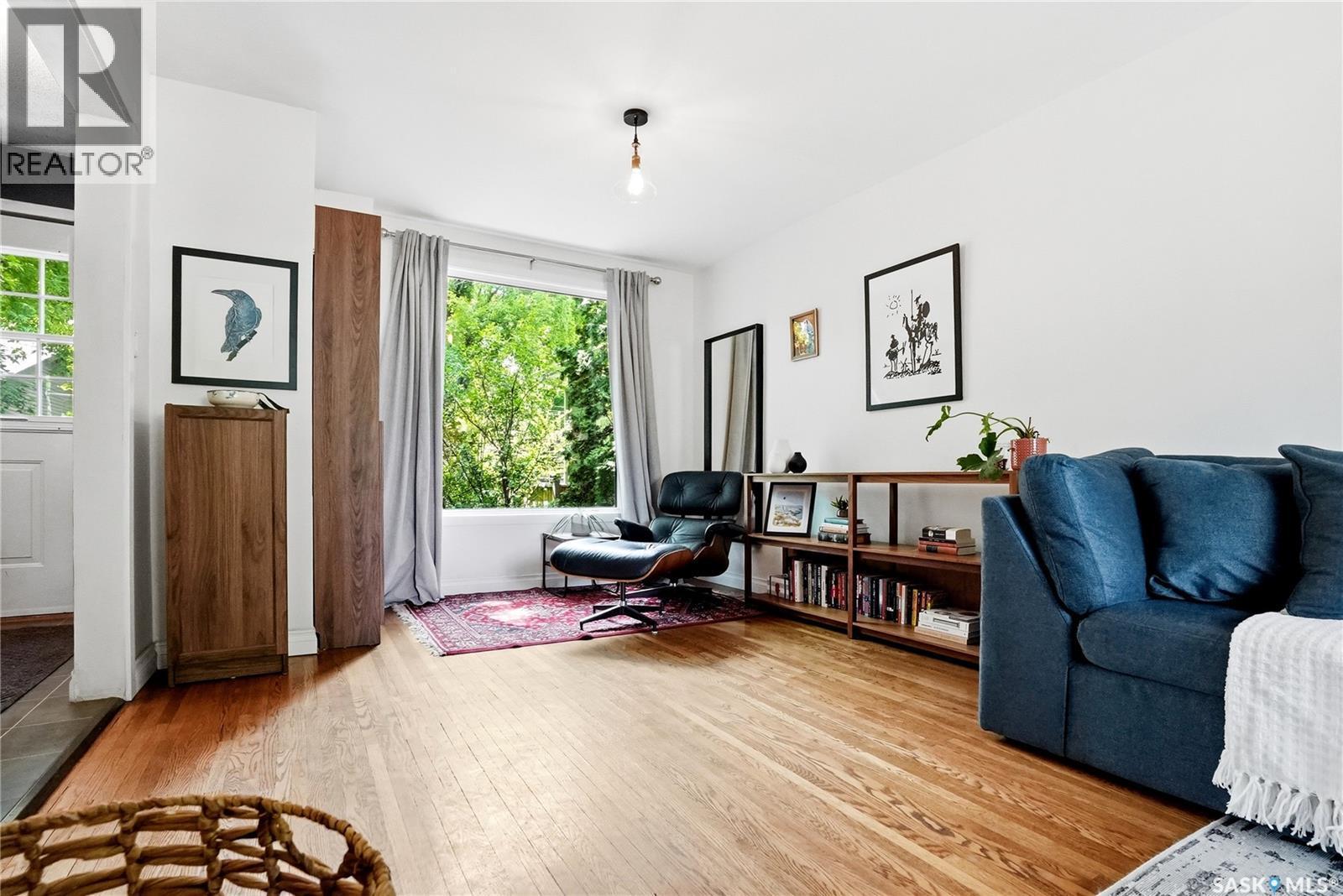 114 7Th Street E, Saskatoon, SK
